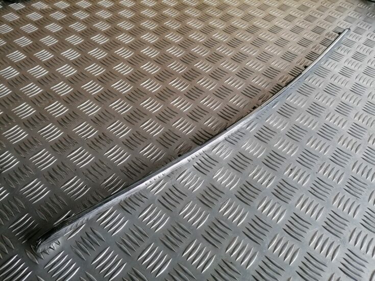 Pārsega moldings priekš VOLVO XC60 2009