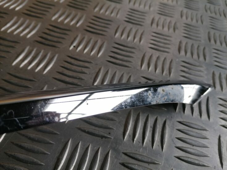Pārsega moldings priekš VOLVO XC60 2009