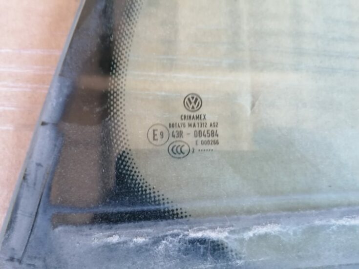 Aizmugurējais labais sānu stikls priekš VW GOLF VARIANT 2012