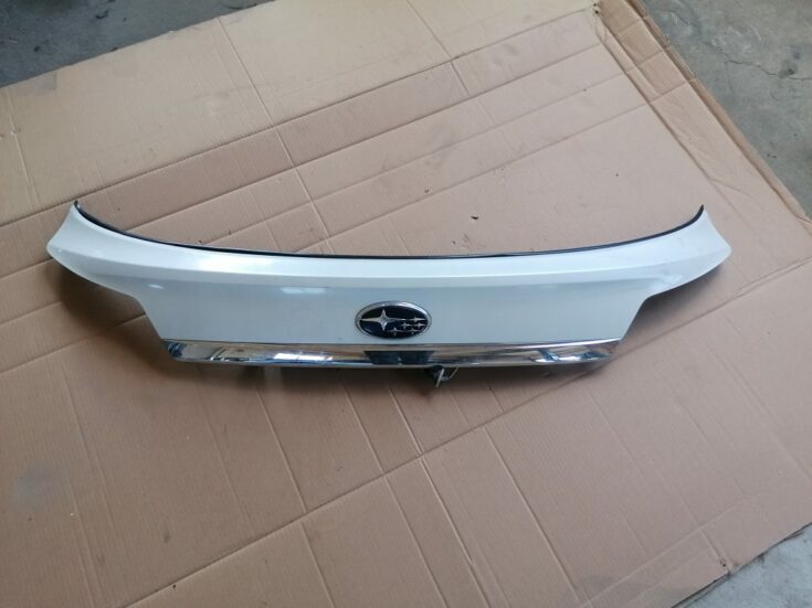Numura zīmes gaismas uzlika komplektā priekš SUBARU LEGACY 2009