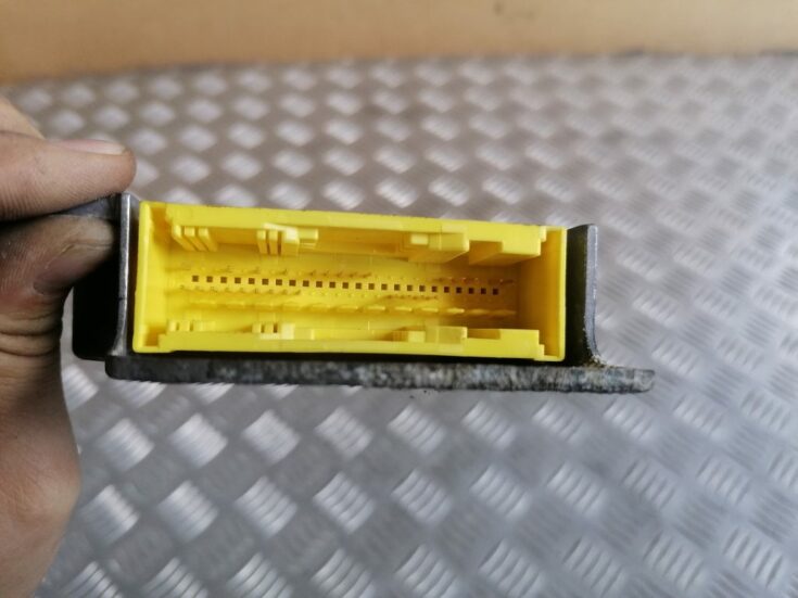 Drošības spilvena vadības bloks priekš VW GOLF IV 1999
