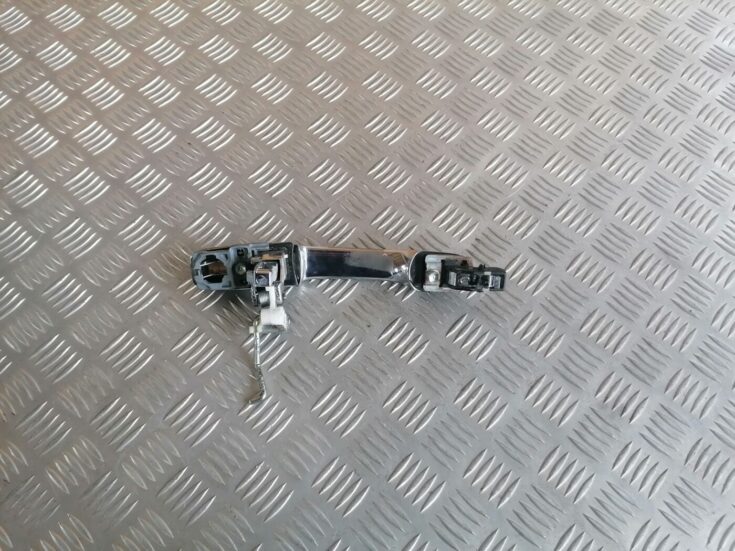 Aizmugurējāis labais durvju rokturis priekš HONDA CR-V 2006