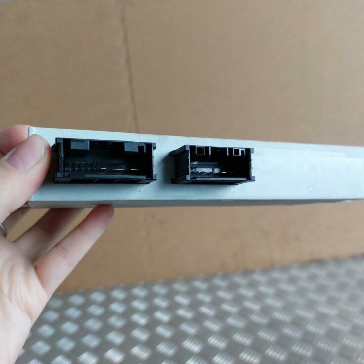 Bagažnieka vāka vadības bloks priekš BMW 520D F11 2011 TOURING