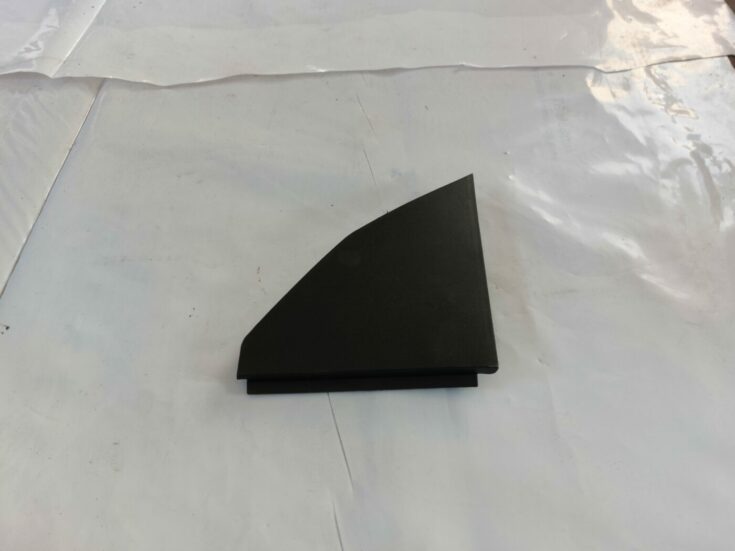 Salona plastmasa priekš HONDA CIVIC 2006