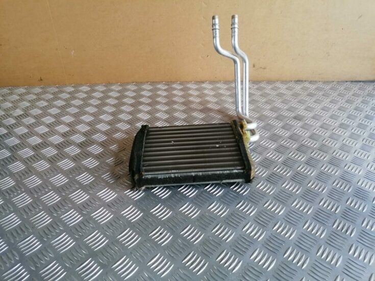 Apsildes sistēmas radiators priekš VOLVO S80 2004