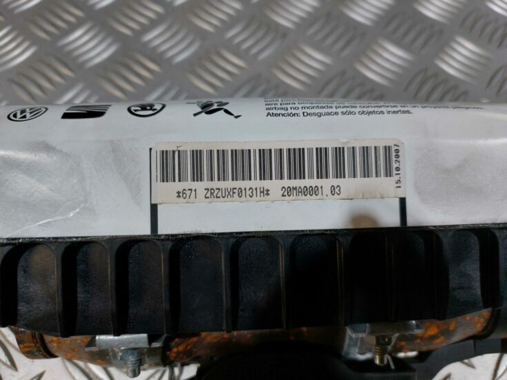 Mērinstrumentu paneļa drošības spilvens priekš VW JETTA 2008