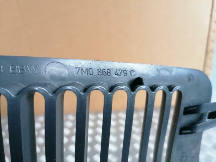 Bagāžnieka nodalījuma ventilācijas režģis priekš FORD GALAXY 2005