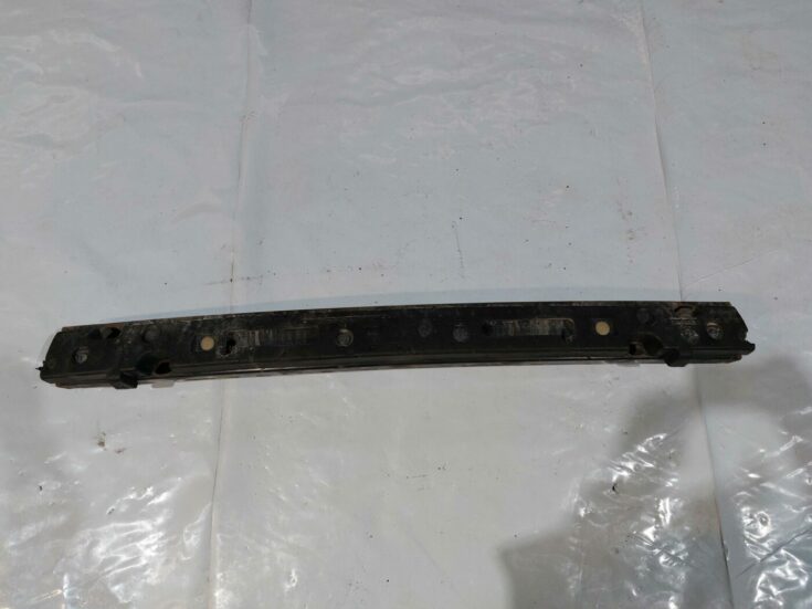 Aizmugurējā bufera pastiprinātājs priekš CHRYSLER VOYAGER 2006