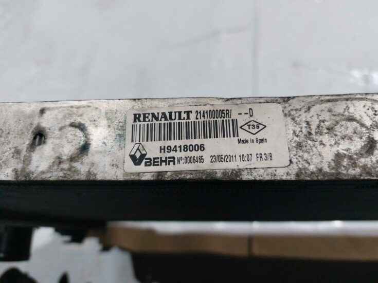 Dzesēšanas radiators priekš RENAULT LAGUNA 2011