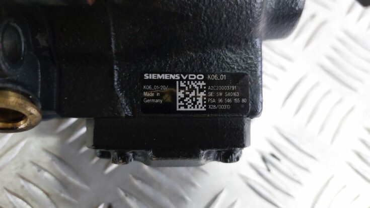 Augstspiediena degvielas sūknis priekš VOLVO S40 2004 Black