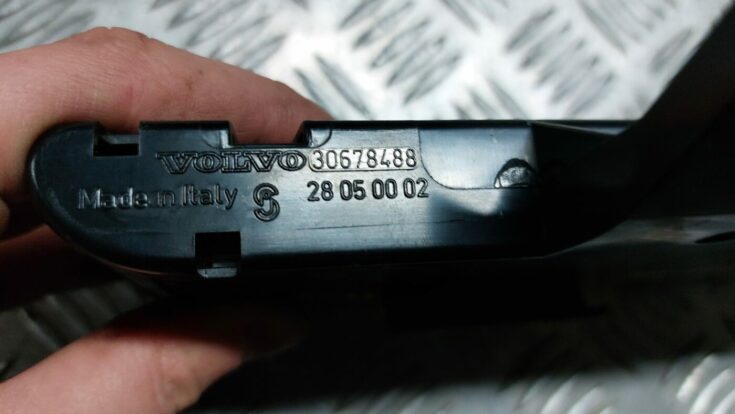 Stop signāls priekš VOLVO S40 2004 Black