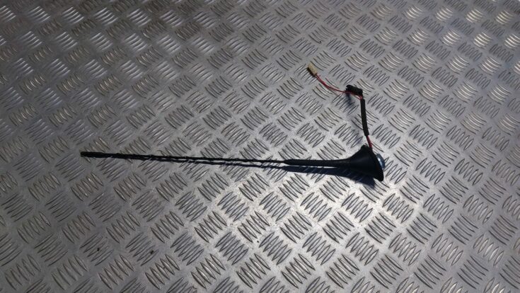 Jumta antena priekš MITSUBISHI COLT 2007