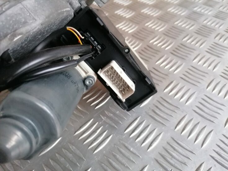 Bagažnieka vāka vadības bloks priekš PEUGEOT 607 2010