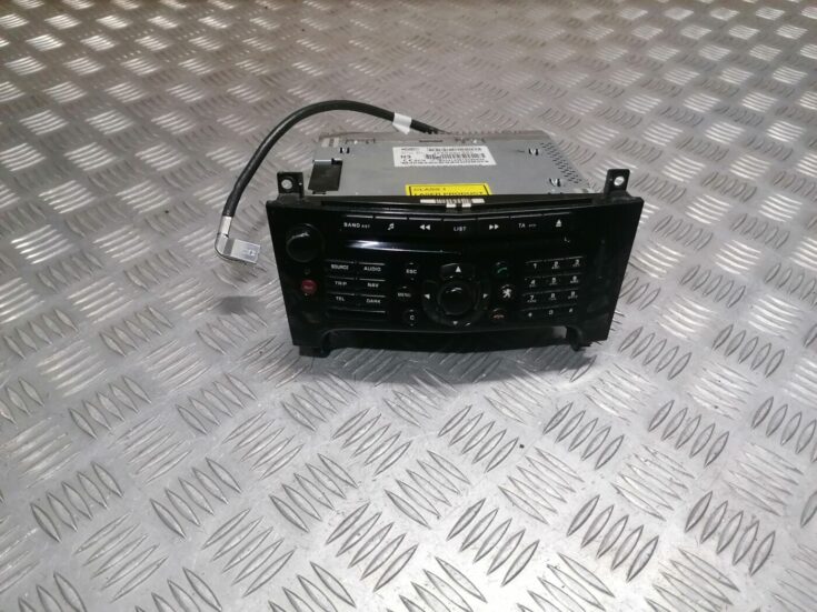CD/DVD/Navigācijas bloks priekš PEUGEOT 607 2010