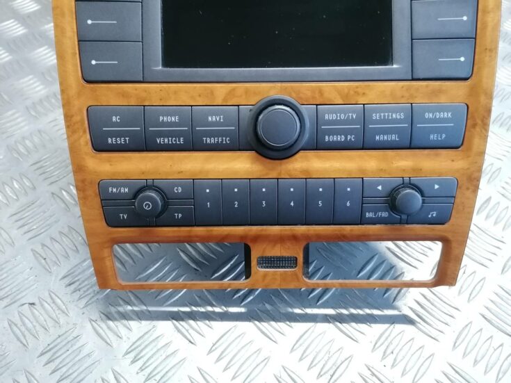 CD/DVD/Navigācijas bloks priekš VW PHAETON 2003