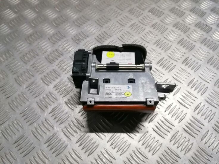 Mērinstrumentu paneļa gaisa vads, pa labi priekš VW PHAETON 2003