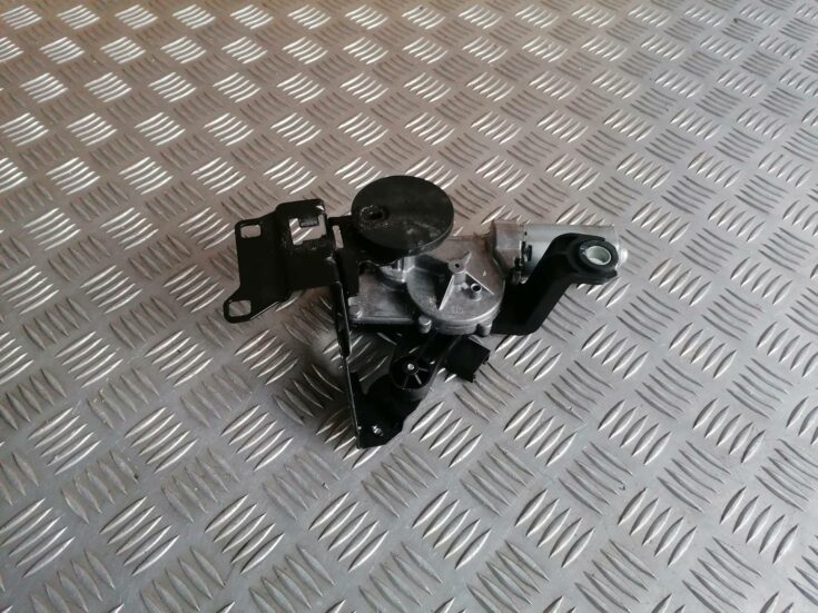 Aizmugurējā stikla tīrītāja motors priekš BMW 318D E91 2008 TOURING