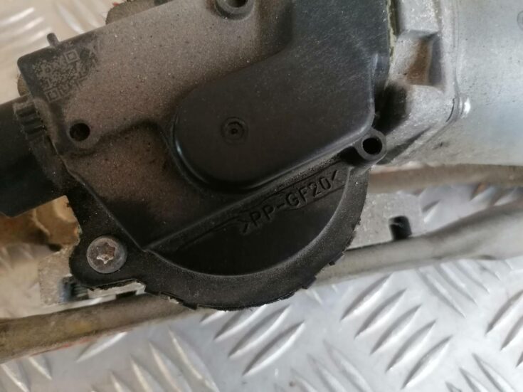 Vējstikla tīrīšanas mehānisms priekš MAZDA 6 2007