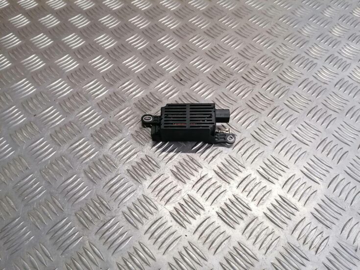 Antenas vadības bloks priekš MAZDA 6 2007