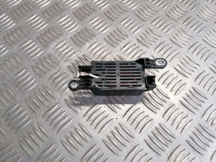 Antenas vadības bloks priekš MAZDA 6 2007