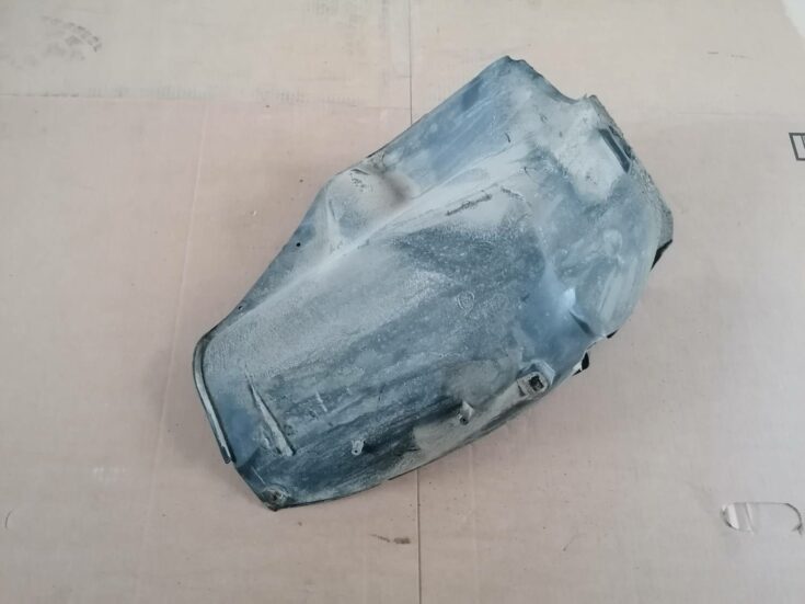 Aizmugurējais labais paspārns priekš BMW 318D E46 2002 SEDAN
