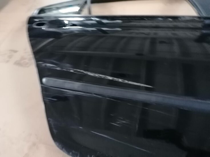Aizmugurējās labās durvis priekš BMW 318D E46 2002 SEDAN