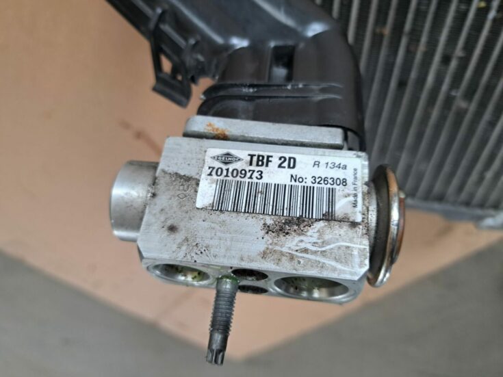 Gaisa kondicionēšanas radiators salonā priekš VOLVO V70 2009