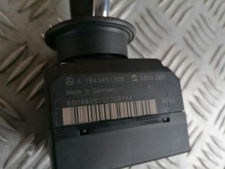 Aizdedzes slēdzene priekš MERCEDES BENZ ML280 2008 OBSIDIAN BLACK