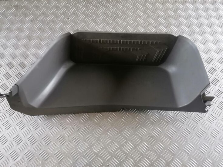 Sliekšņa/Kabīnes kāpnes priekš VW CRAFTER 2018