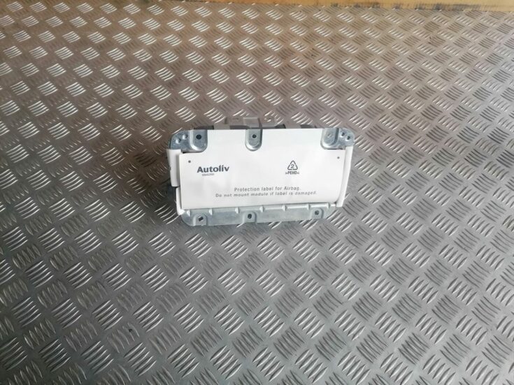 Mērinstrumentu paneļa drošības spilvens priekš VOLVO V70 2009