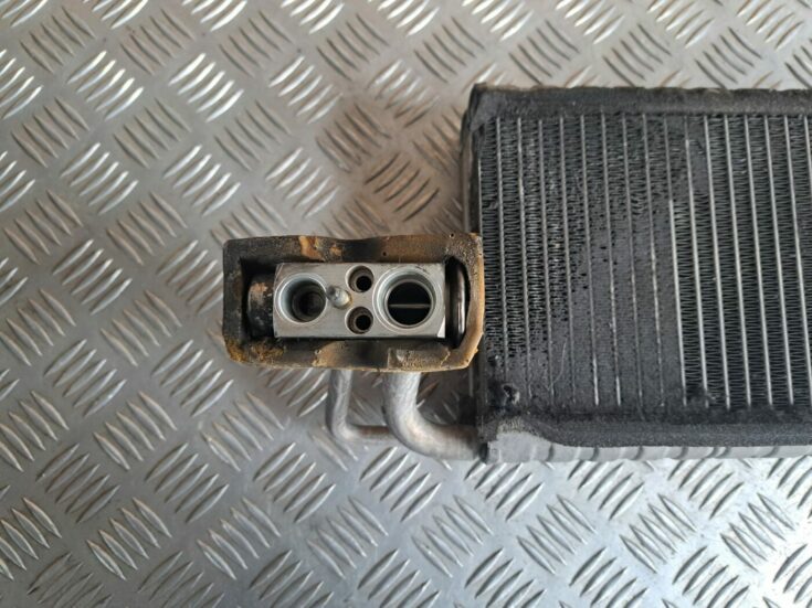 Gaisa kondicioniera radiators priekš BMW 525 E60 2004 BLACK