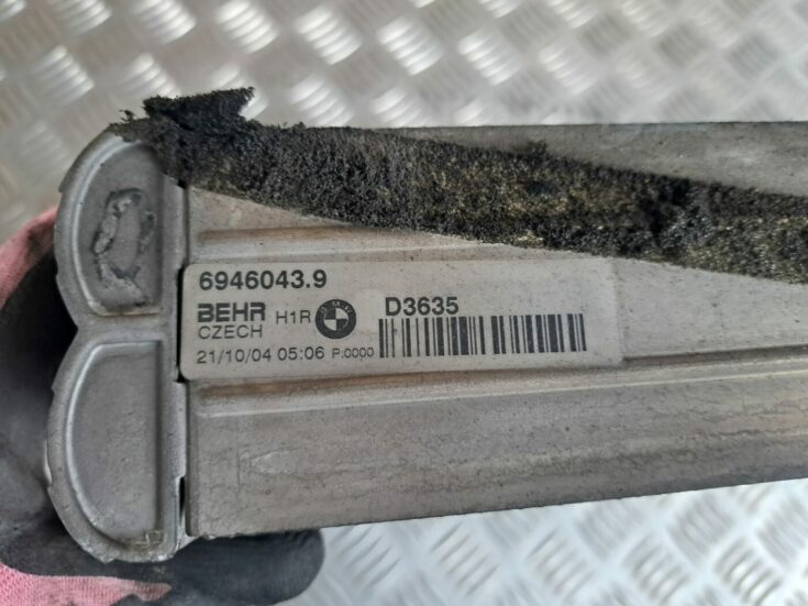 Gaisa kondicioniera radiators priekš BMW 525 E60 2004 BLACK