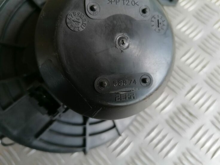 Salona ventilators priekš OPEL MERIVA 2004