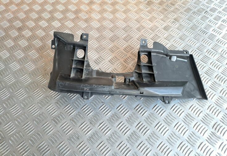 Mērinstrumentu paneļa iekšējā plastmasa priekš VW GOLF IV 1999