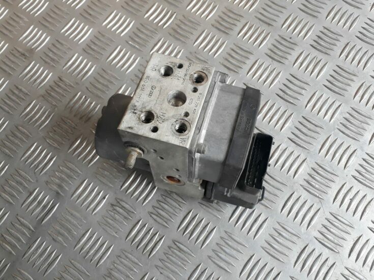 ABS bloks priekš AUDI A4 2000 AVANT