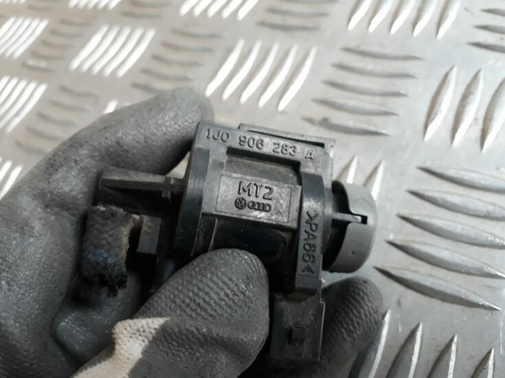 Solenoīda vakuuma vārsts priekš AUDI A4 2000 AVANT