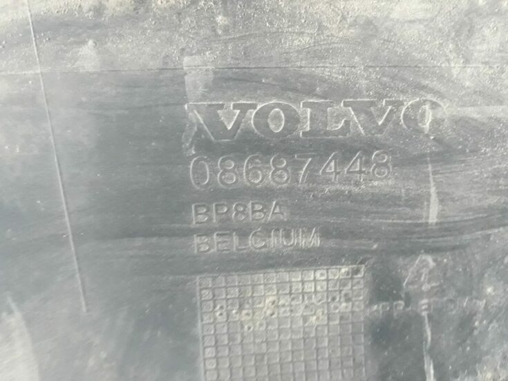 Aizmugurēja bufera spoileris (lūpa) priekš VOLVO S60 2007