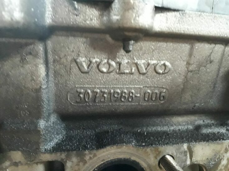 Dzinējs priekš VOLVO S60 2007