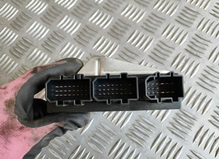 Komforta vadības bloks priekš VW GOLF IV 1999