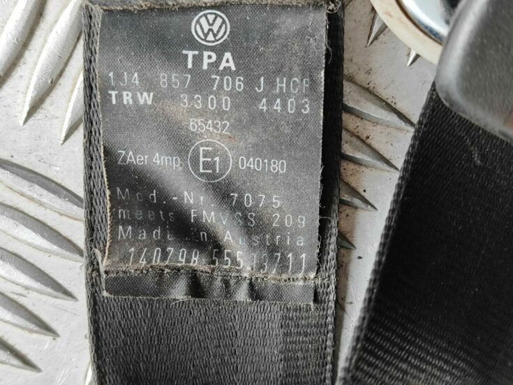 Priekšējā labā drošības josta priekš VW GOLF IV 1999
