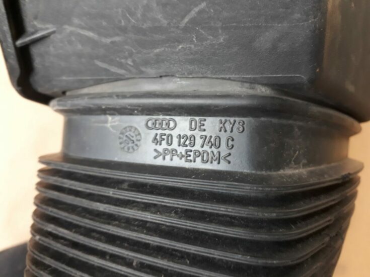 Gaisa filtra korpuss priekš AUDI A6 AVANT 2006
