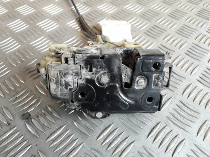 Aizmugurējo kreiso durvju slēdzene priekš SEAT IBIZA 2005