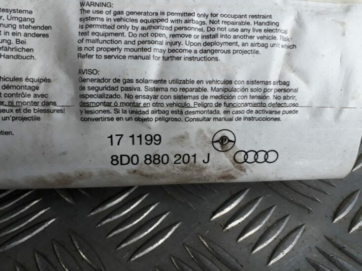 Mērinstrumentu paneļa drošības spilvens priekš AUDI A4 1999