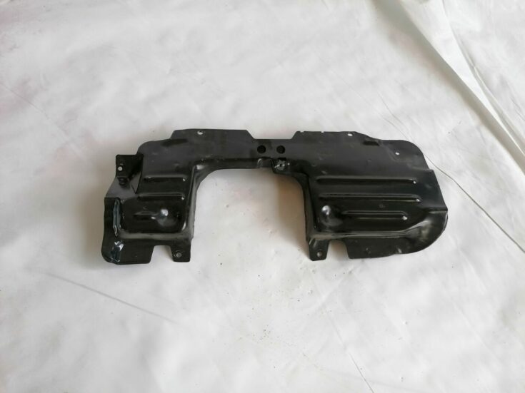 Mērinstrumentu paneļa iekšējā plastmasa priekš AUDI A4 2001 SEDAN