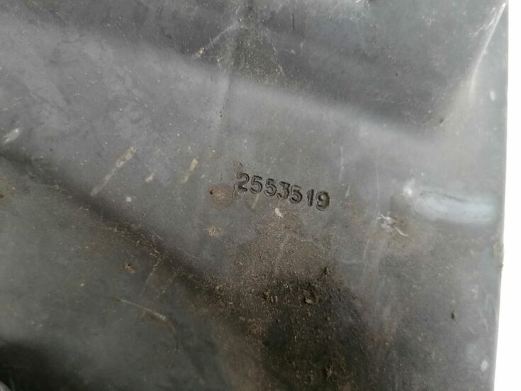 Gaisa filtra korpuss priekš VOLVO V70 2000
