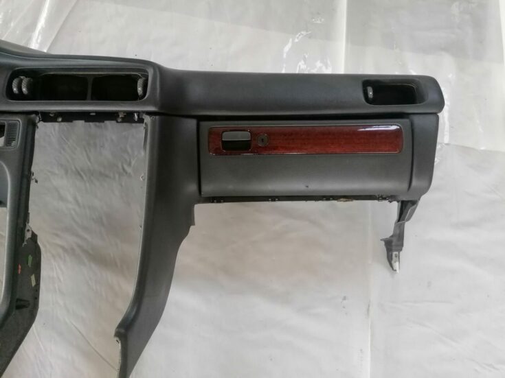 Mērinstrumentu panelis priekš VOLVO V70 2000