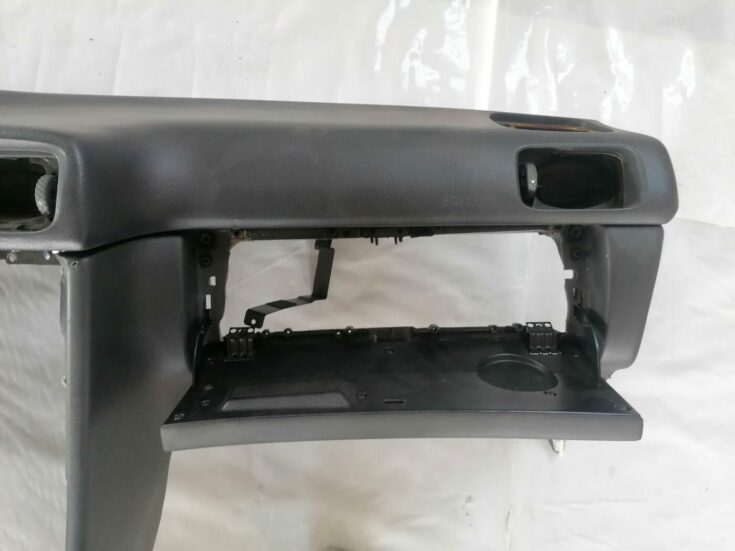 Mērinstrumentu panelis priekš VOLVO V70 2000