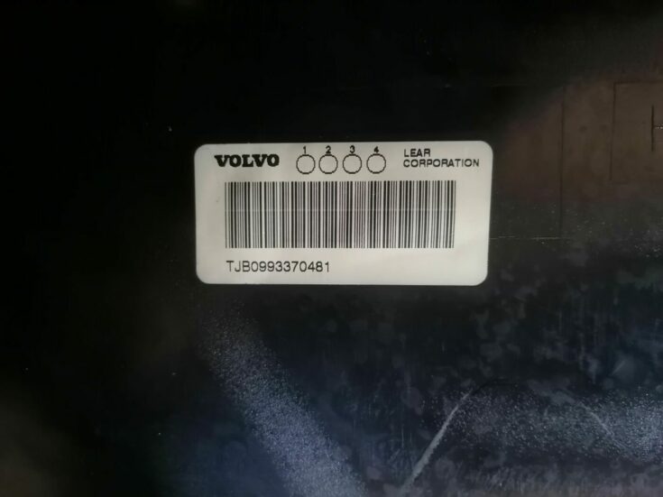 Mērinstrumentu panelis priekš VOLVO V70 2000