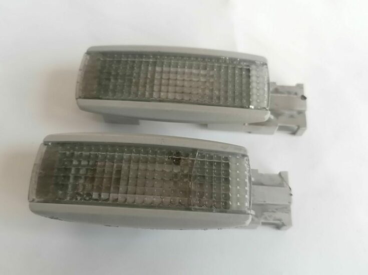 Saules aizsarga apgaismojums priekš VW PASSAT 2003 UNIVERSAL BLUE