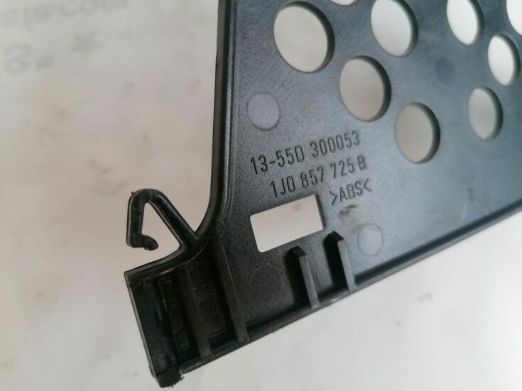 Salona plastmasa priekš VW PASSAT 2003 UNIVERSAL BLUE